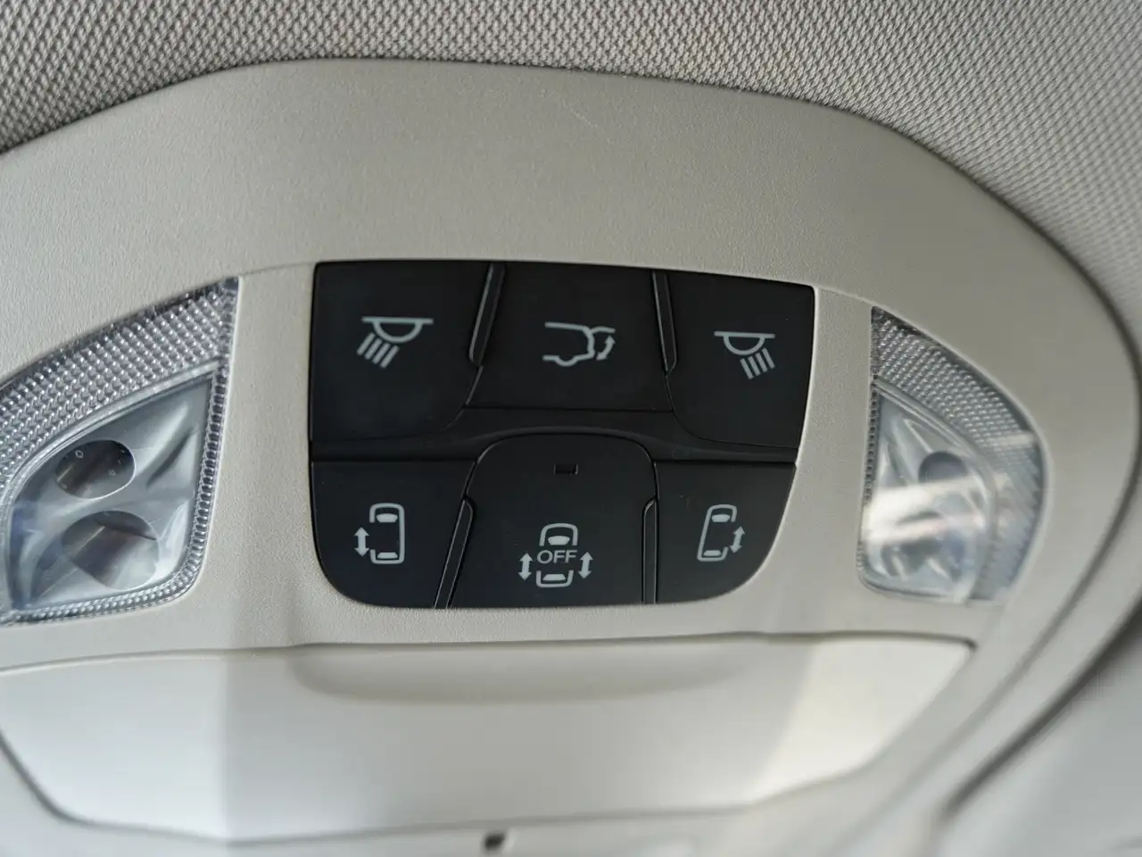 Chrysler Pacifica снимка Chrysler Pacifica
