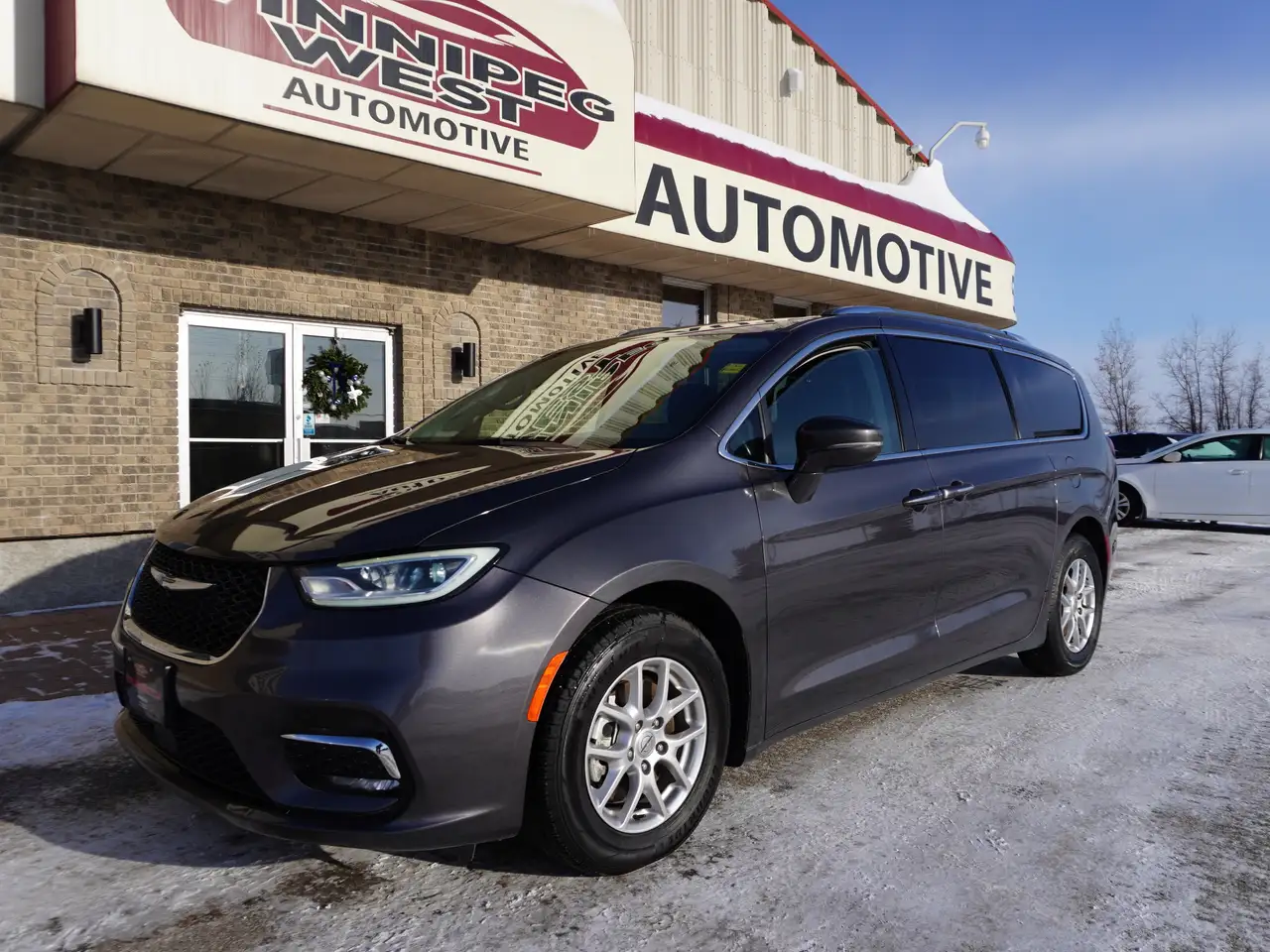 Chrysler Pacifica снимка Chrysler Pacifica