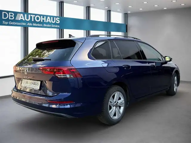 Volkswagen Golf view 4