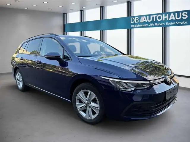 Volkswagen Golf view 2