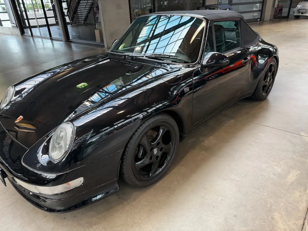 Porsche 993 Carrera Cabriolet BRD Schalter, foto 2