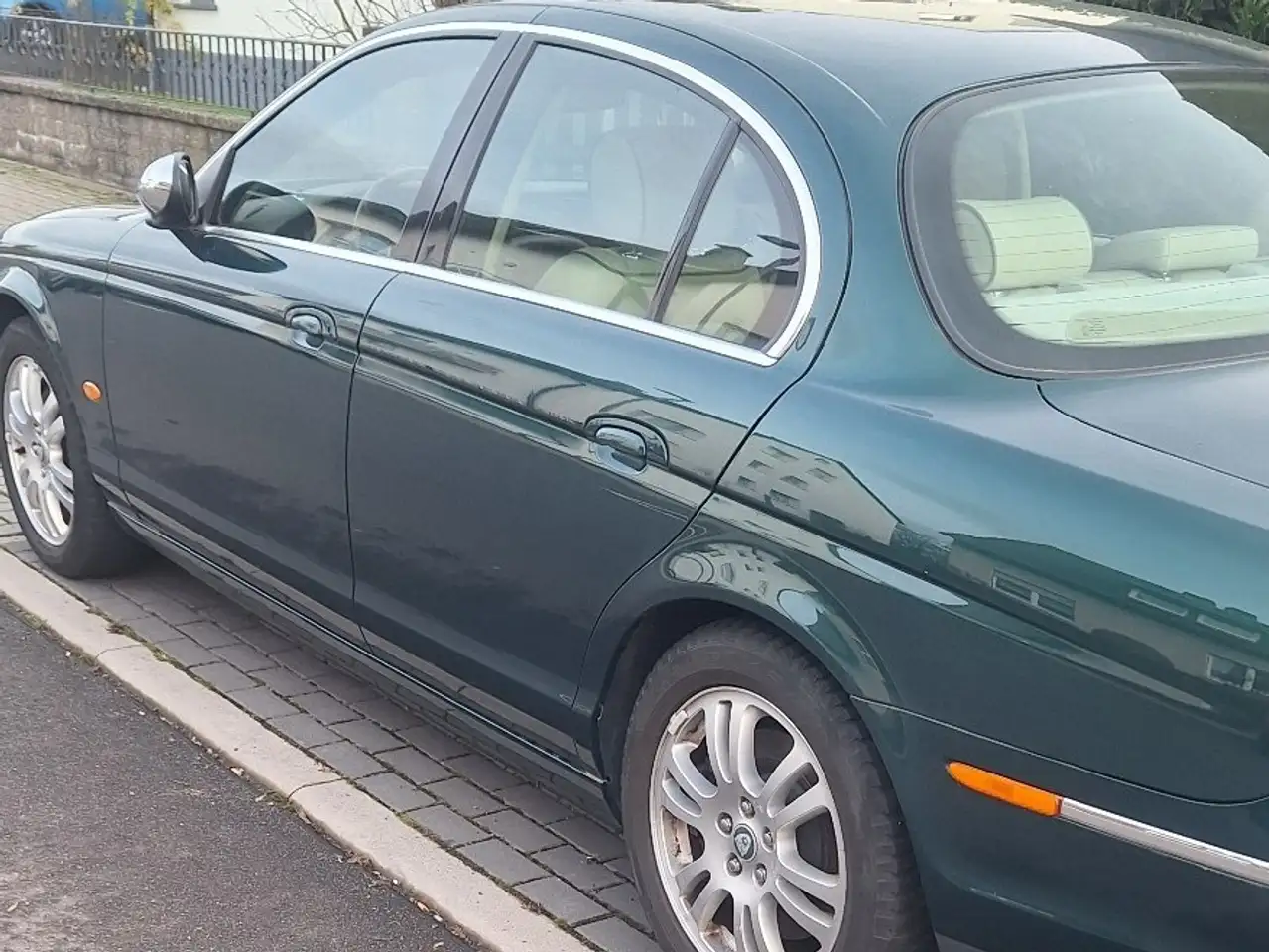 Jaguar S-Type