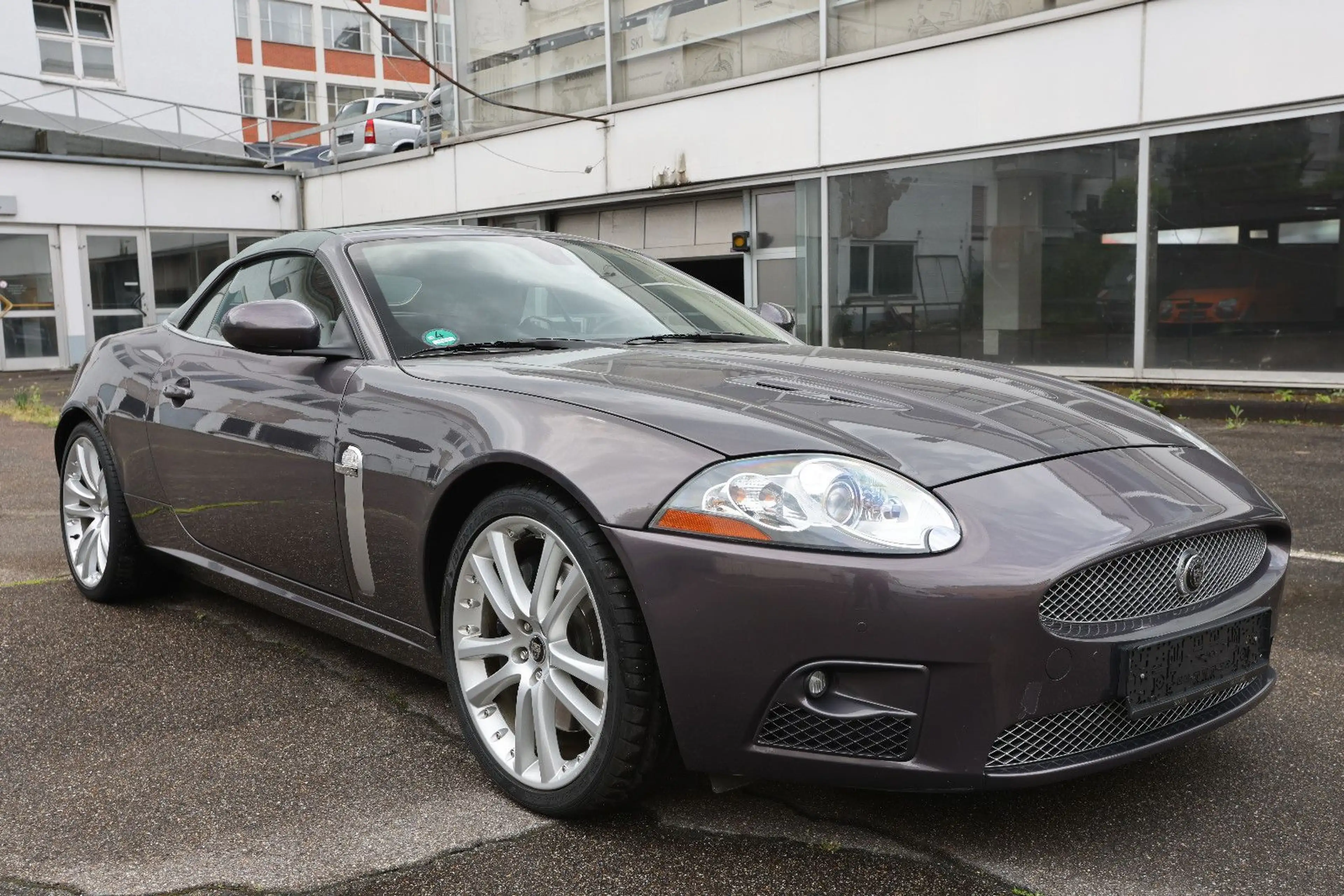 Jaguar XKR — photo 10
