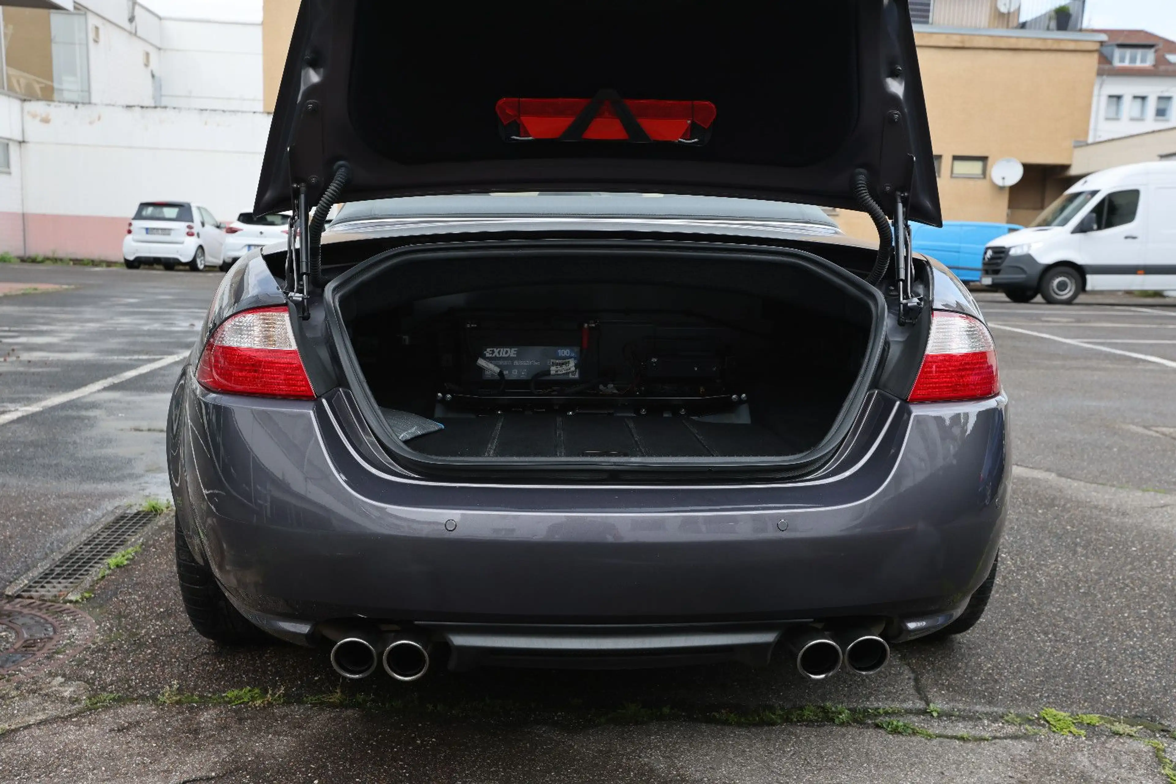 Jaguar XKR — photo 6