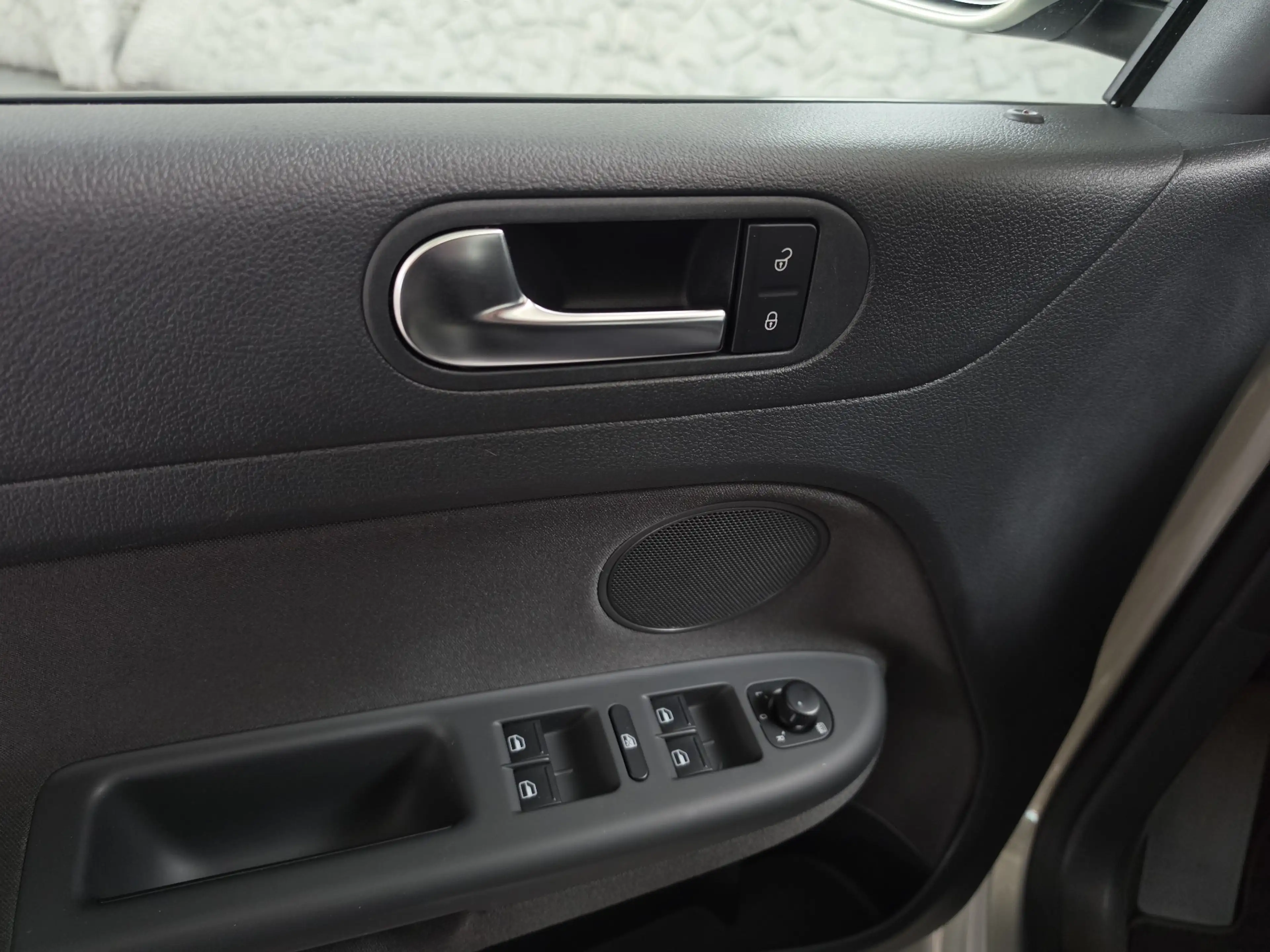 Volkswagen Golf Plus Comfortline — photo 14