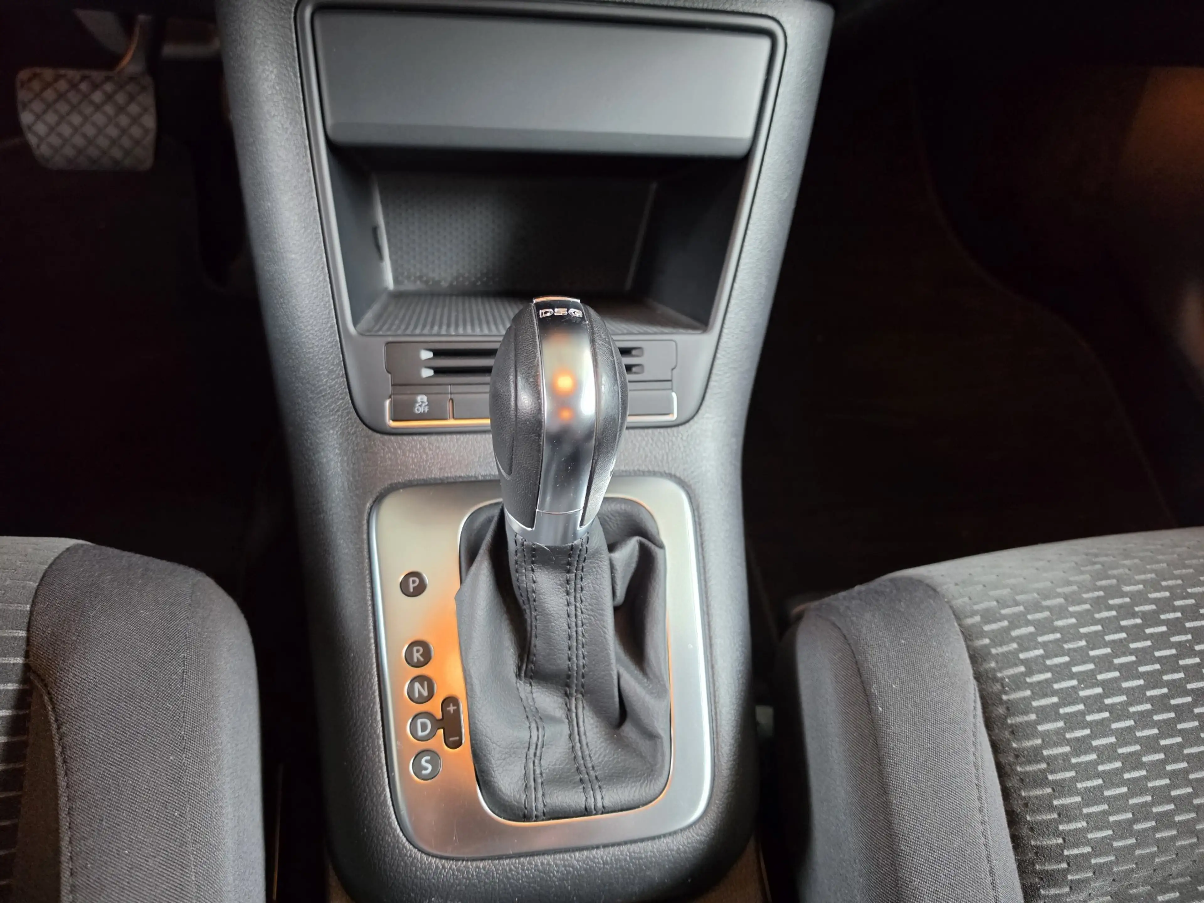 Volkswagen Golf Plus Comfortline — photo 19