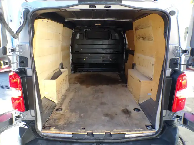 Citroen Jumpy view 6