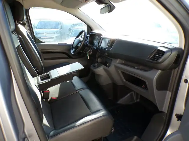 Citroen Jumpy view 8