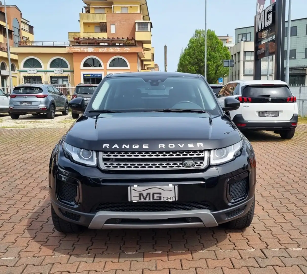 Land Rover Range Rover Evoque 2.0 TD4 150 CV AWD NAVI-TELECAMERA-GARANZIA 2 ANNI Negro - 2