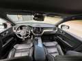 Volvo XC60 B4 R-Design MildHybrid Silber - thumbnail 4