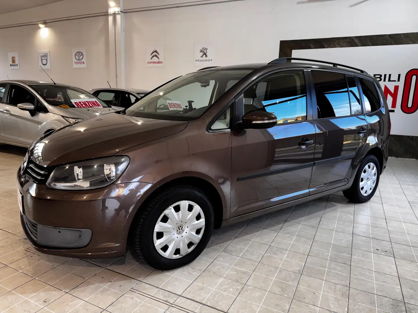 Volkswagen Touran Touran 1.4 tsi Highline 140cv Gris - 2