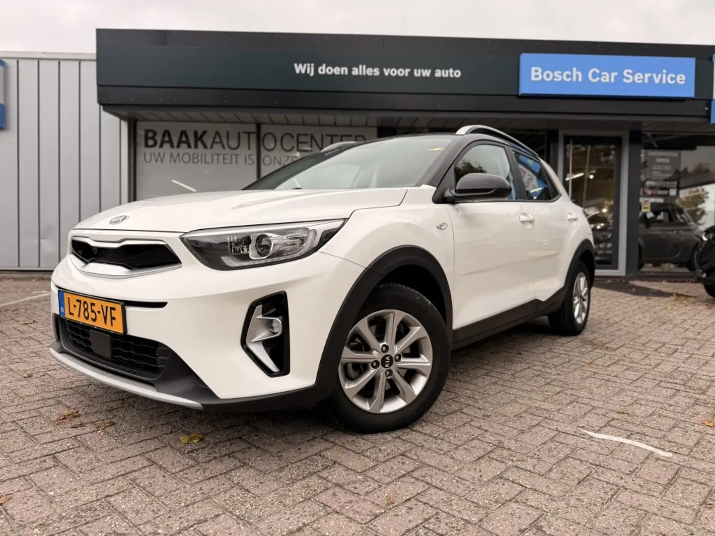 Kia Stonic 1.0 T-GDi MHEV DynamicLine | Camera | Carplay Wit - 2