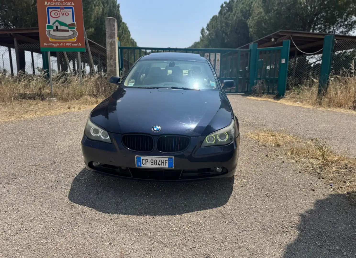 BMW 530 530d Titanium - 1