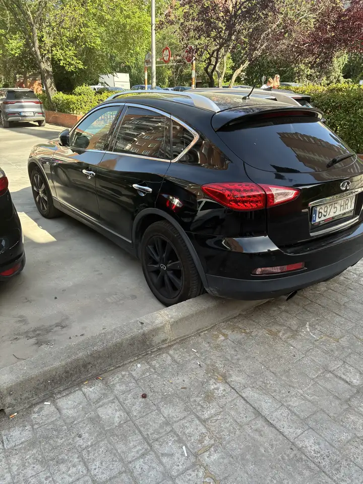 Infiniti EX37