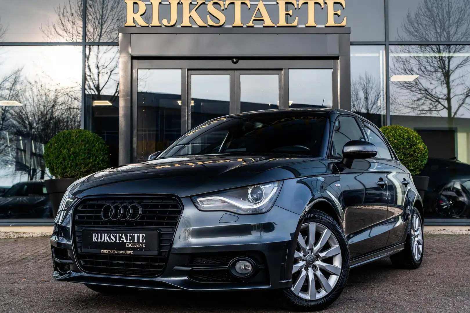 Audi A1 Sportback 1.4 TFSI S-Line|BOSE|KUIPSTOELEN|123PK|1 Grau - 1