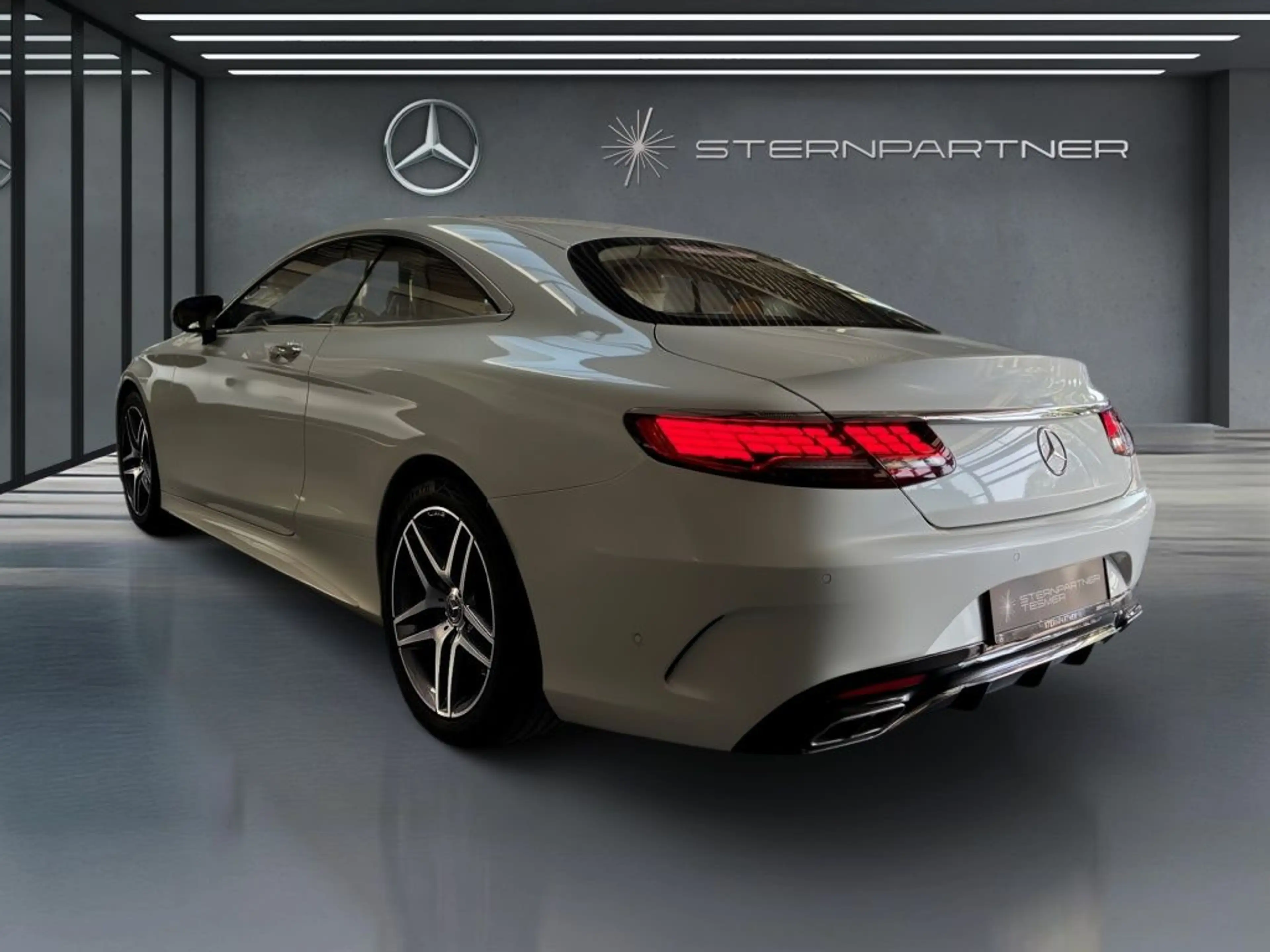 Mercedes-Benz S 560 4MATIC Coupé AMG+MEMORY+360°+PANO+BURM. — photo 8