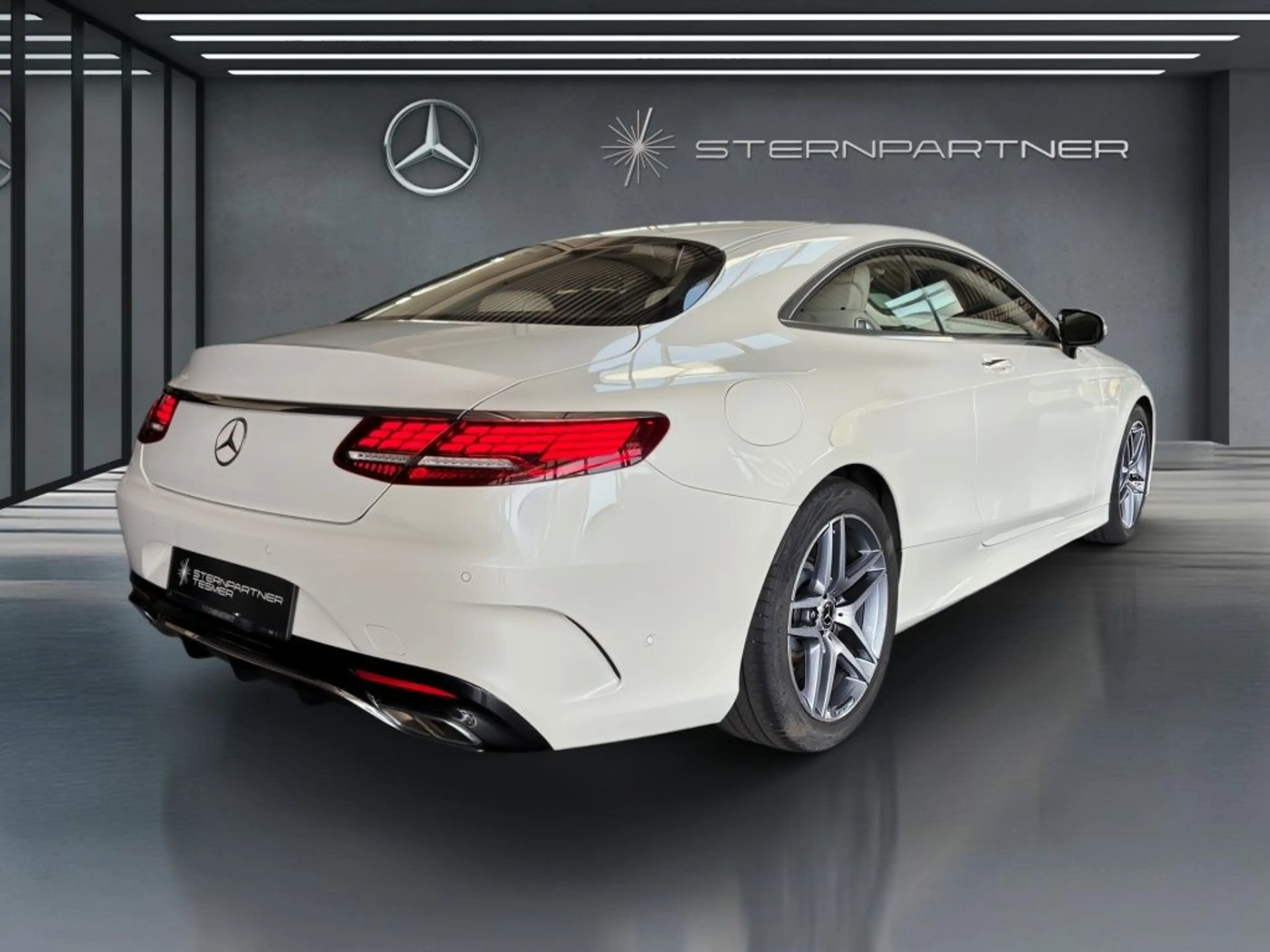 Mercedes-Benz S 560 4MATIC Coupé AMG+MEMORY+360°+PANO+BURM. — photo 12