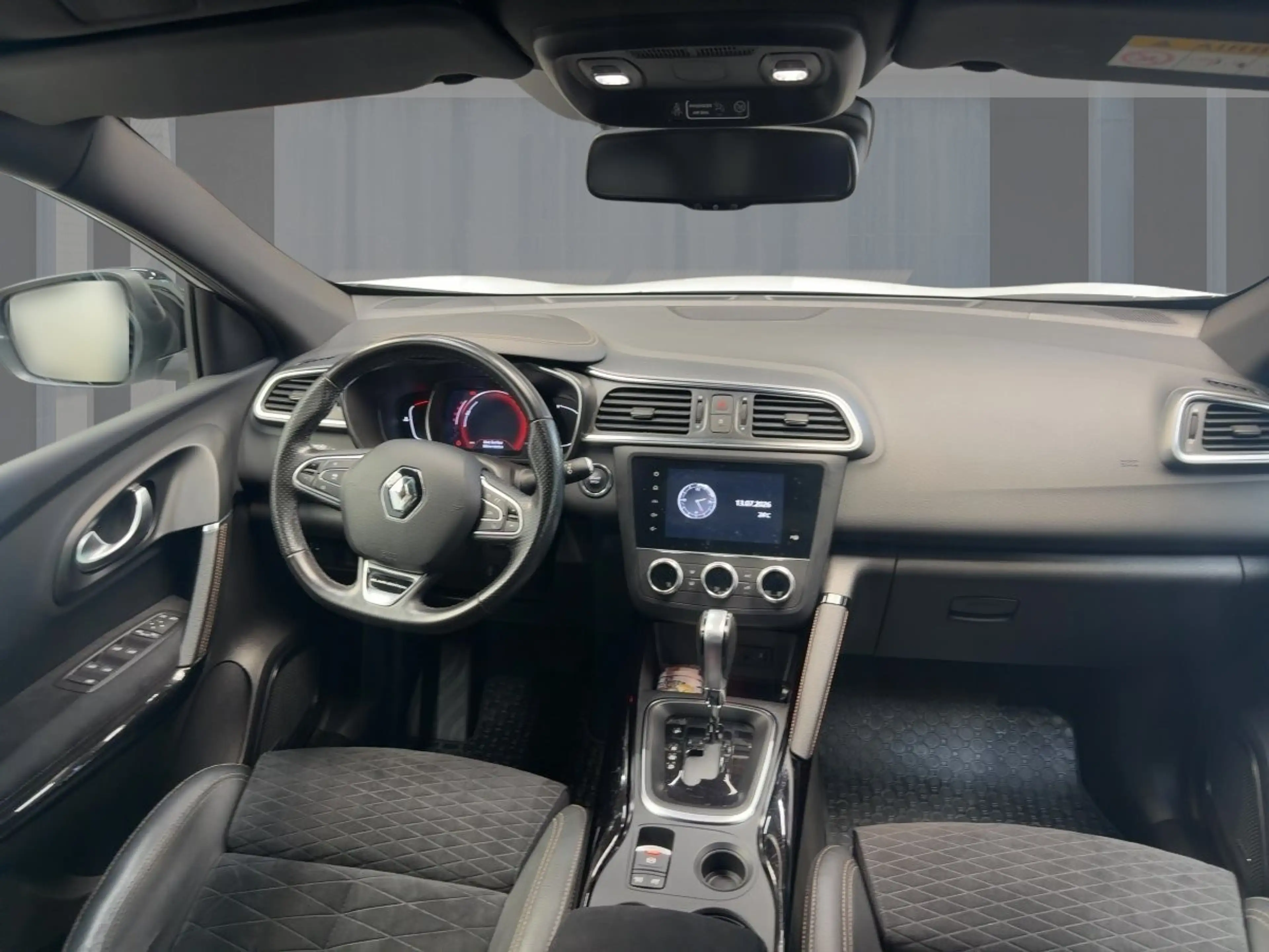 Renault Kadjar Black Edition TCe 160 EDC — photo 10