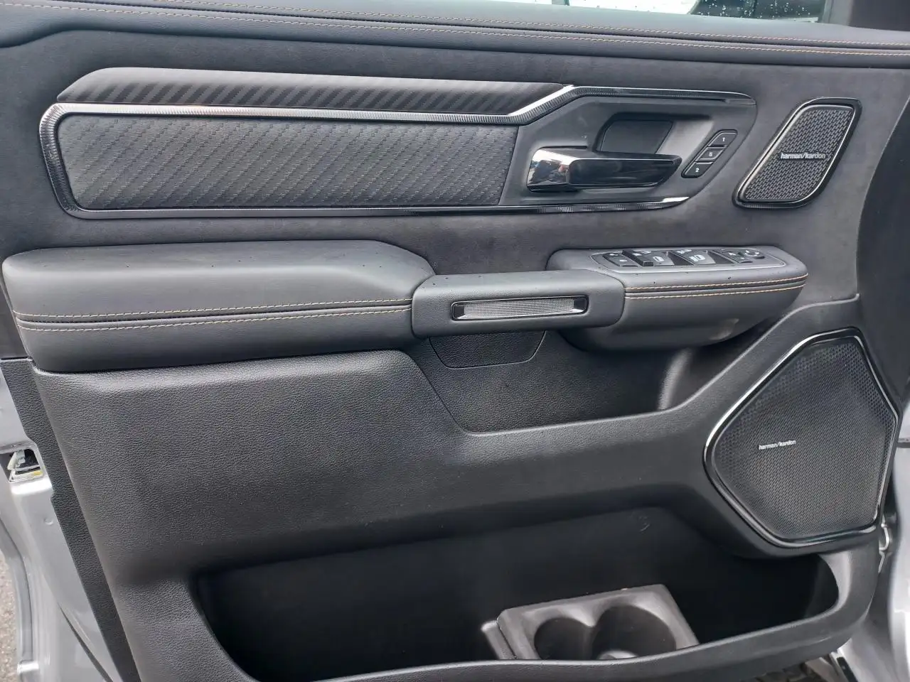 Dodge RAM 2026 — фото 10