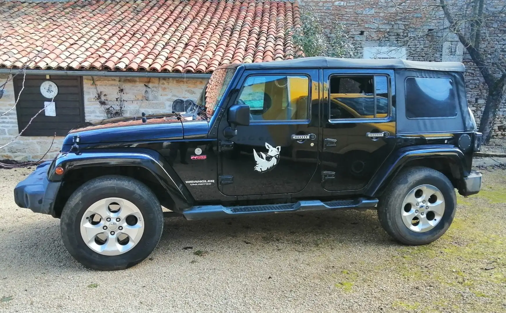 Jeep Wrangler 2.8 CRD 200 Unlimited Sahara A Fekete - 1