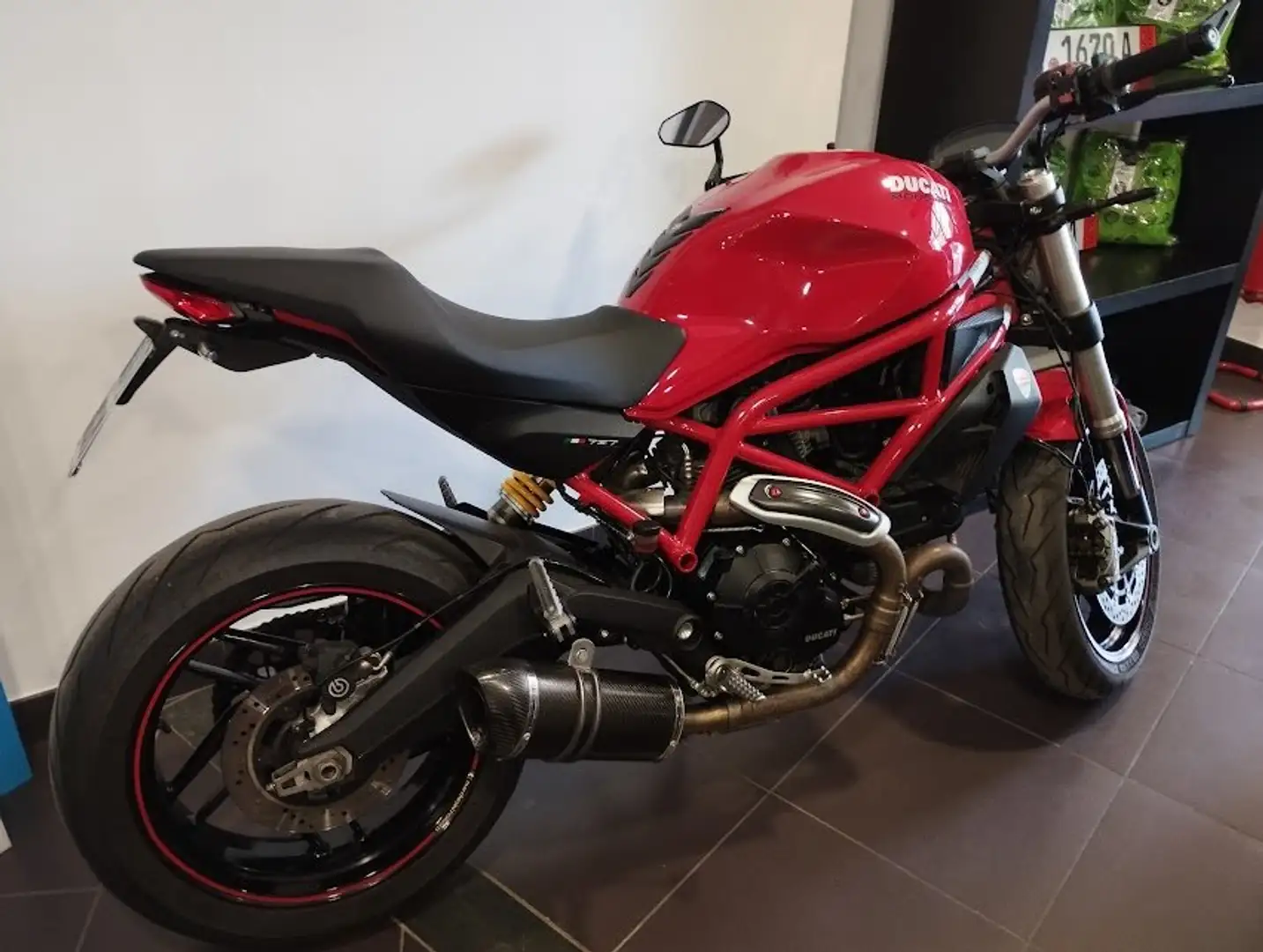 Ducati Monster 797 Rosso - 1