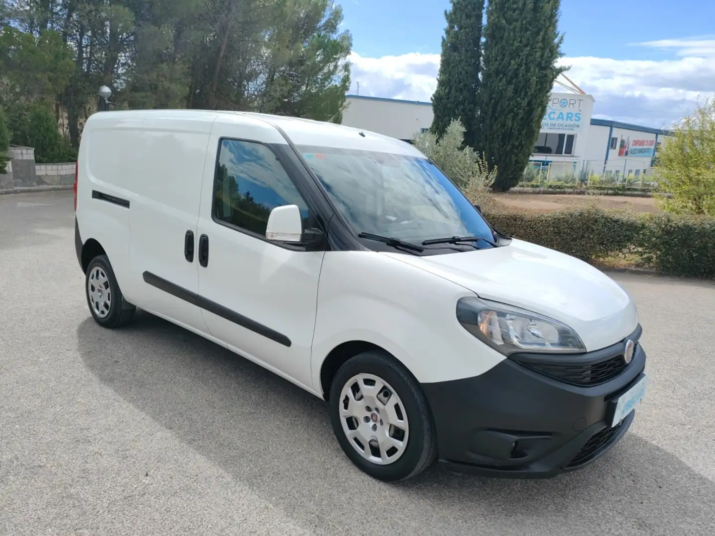 Fiat Dobló Cargo 1.6Mjt Maxi 78kW Weiß - 2