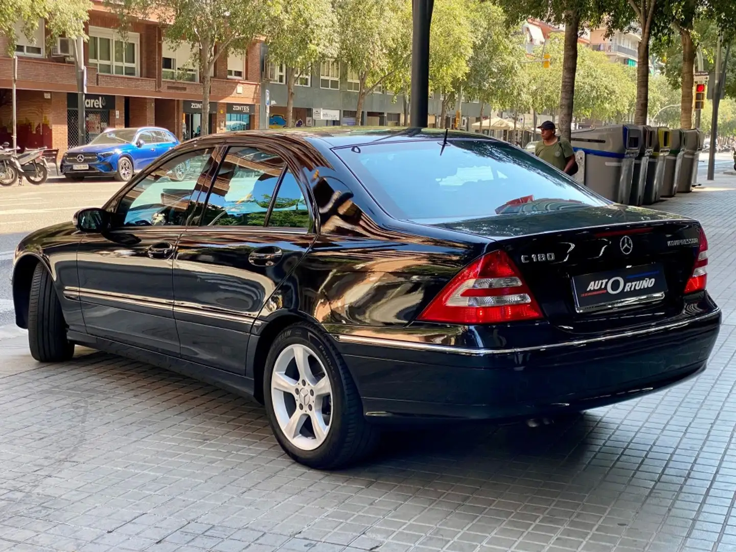 Mercedes-Benz C 180 K Avantgarde Negro - 2