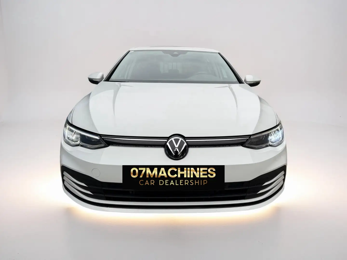 Volkswagen Golf Life Weiß - 2