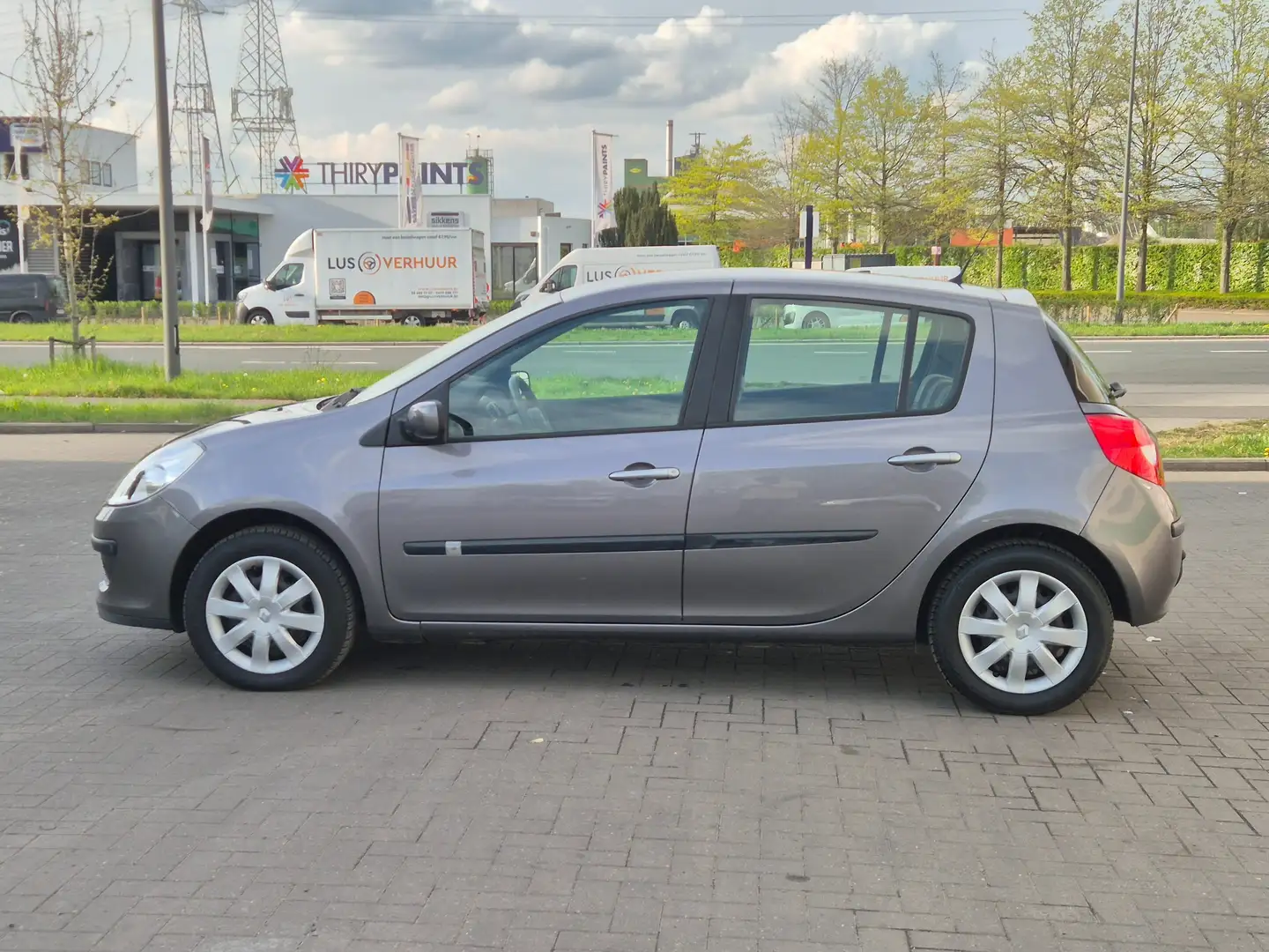 Renault Clio Automaat -Cruisontrol -Airco - Trekhaak -Garantie Gris - 2