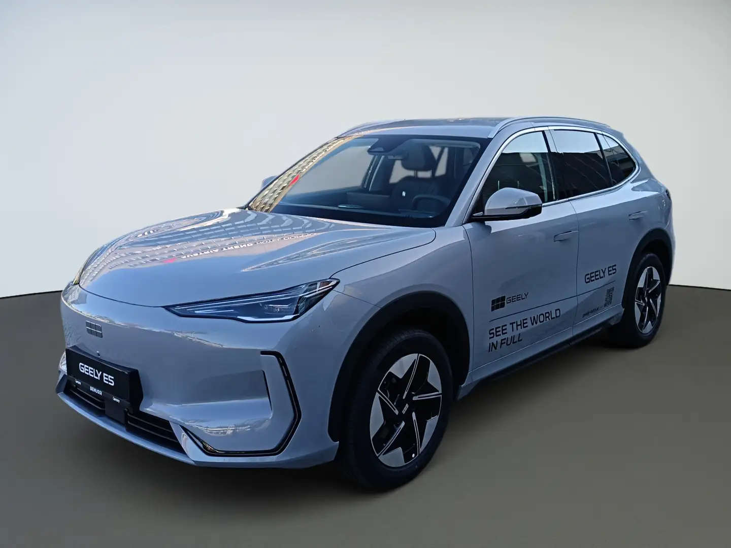 Geely E5 PRO - 1