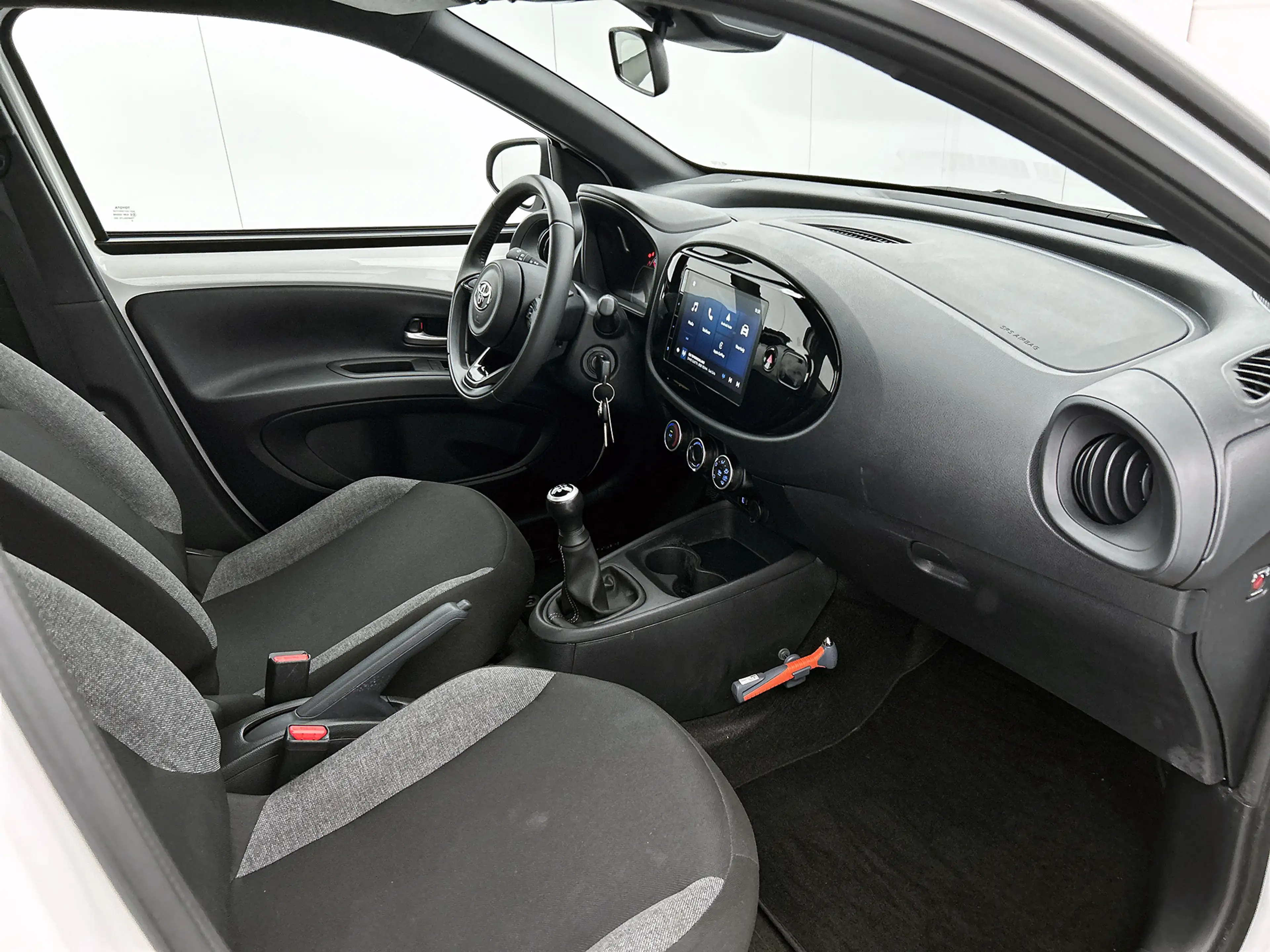 Toyota Aygo X 1.0 VVT-i MT Play | BTW voertuig | Apple CarPlay/A — photo 6