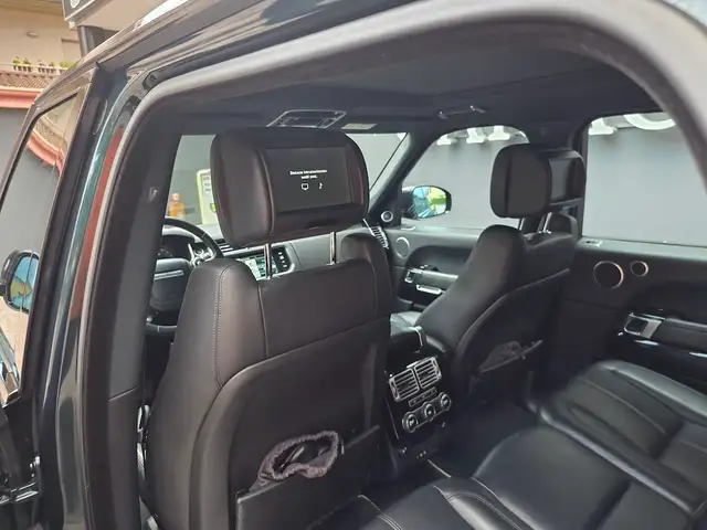 Land Rover Range Rover view 13