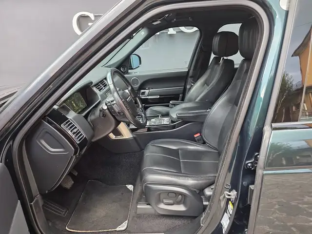 Land Rover Range Rover view 8