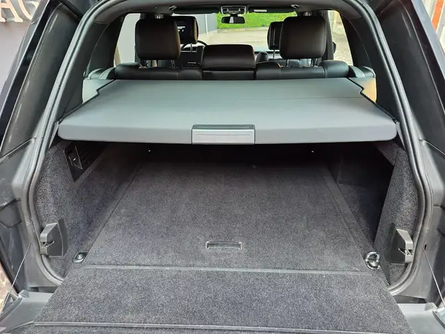 Land Rover Range Rover view 15