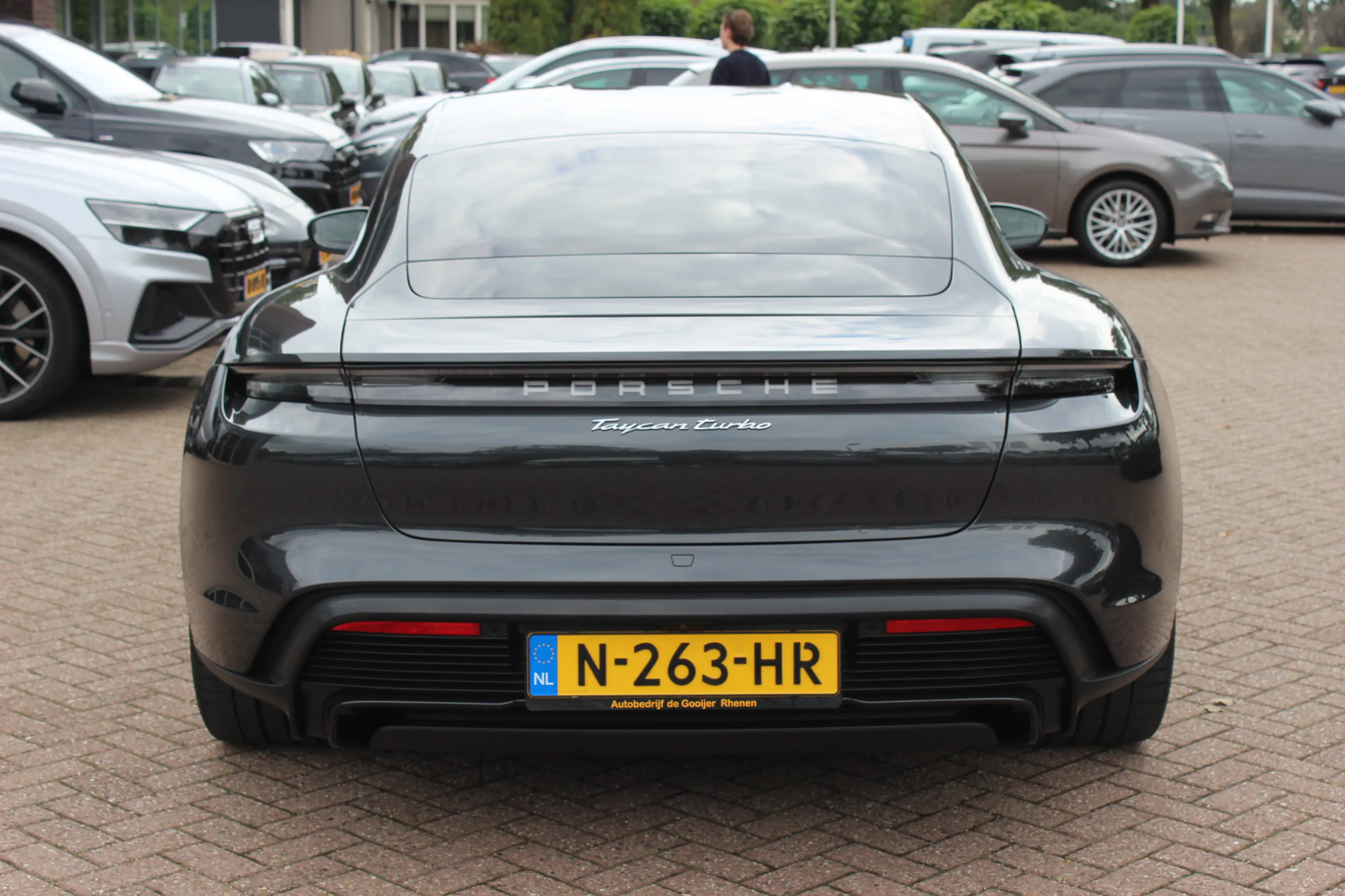 Porsche Taycan Turbo 93 kWh / 360Camera / Passenger Display / Ach — photo 16