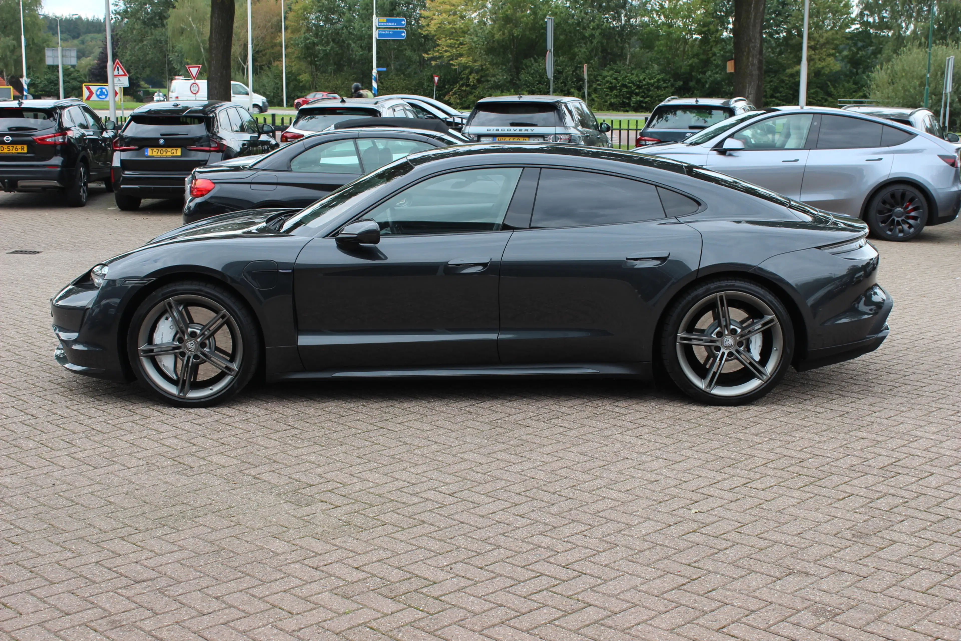 Porsche Taycan Turbo 93 kWh / 360Camera / Passenger Display / Ach — photo 8