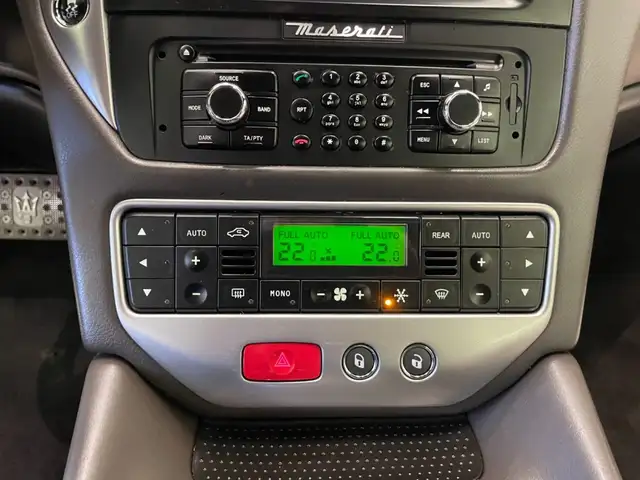 Maserati Granturismo view 14