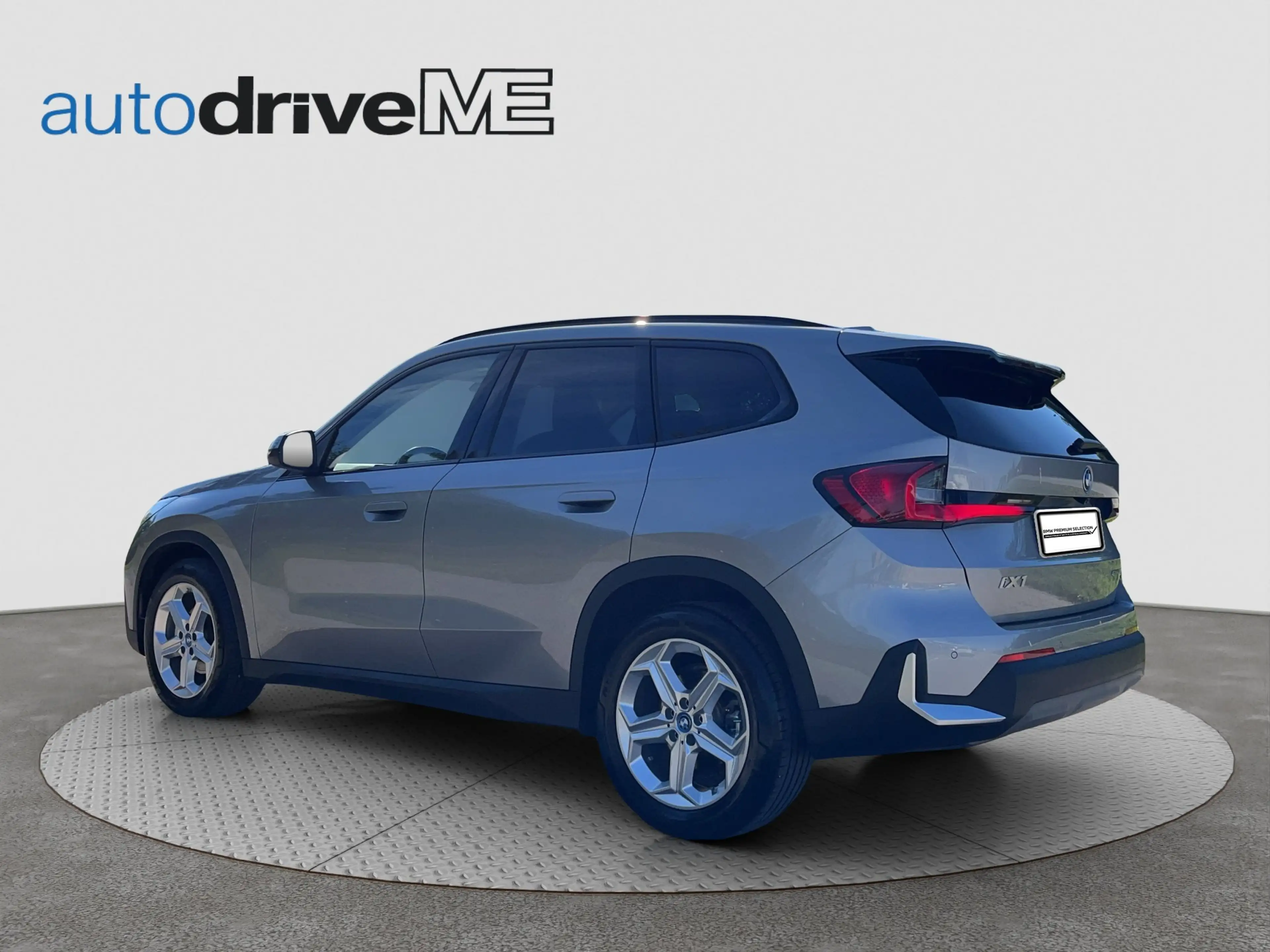 BMW iX1 eDrive 20 KAM LED ACC Kam. SHZ AHK AUT LM — photo 5