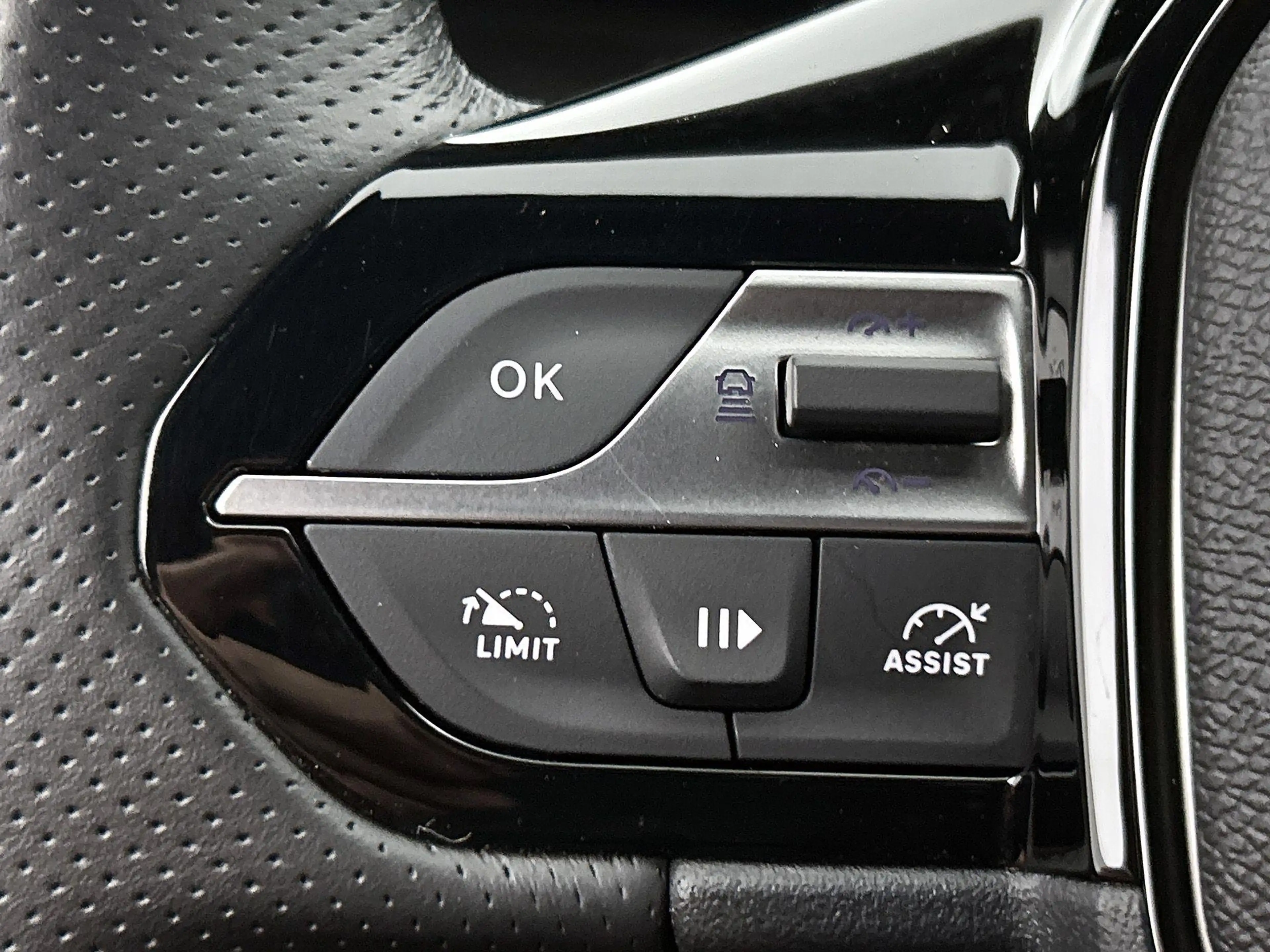 Peugeot 408 1.6 225pk HYbrid GT Automaat | Navigatie | Achteru — photo 15