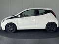 Toyota Aygo 1.0 VVT-i X-Play Apple Carplay Airco NL Wit - thumbnail 2