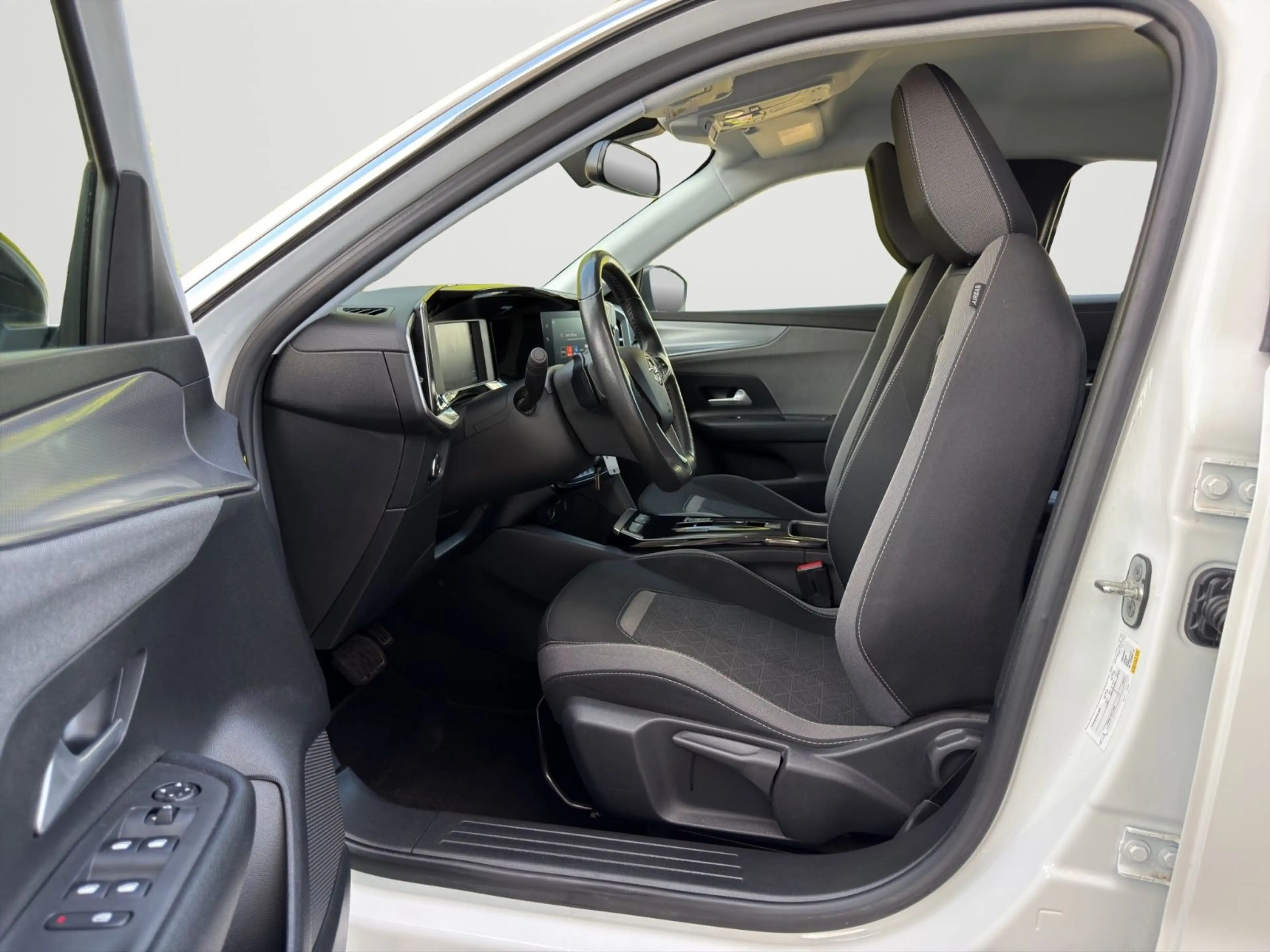 Opel Mokka Edition*AUTOMATIK*KAMERA*CARPLAY*LED* — photo 4