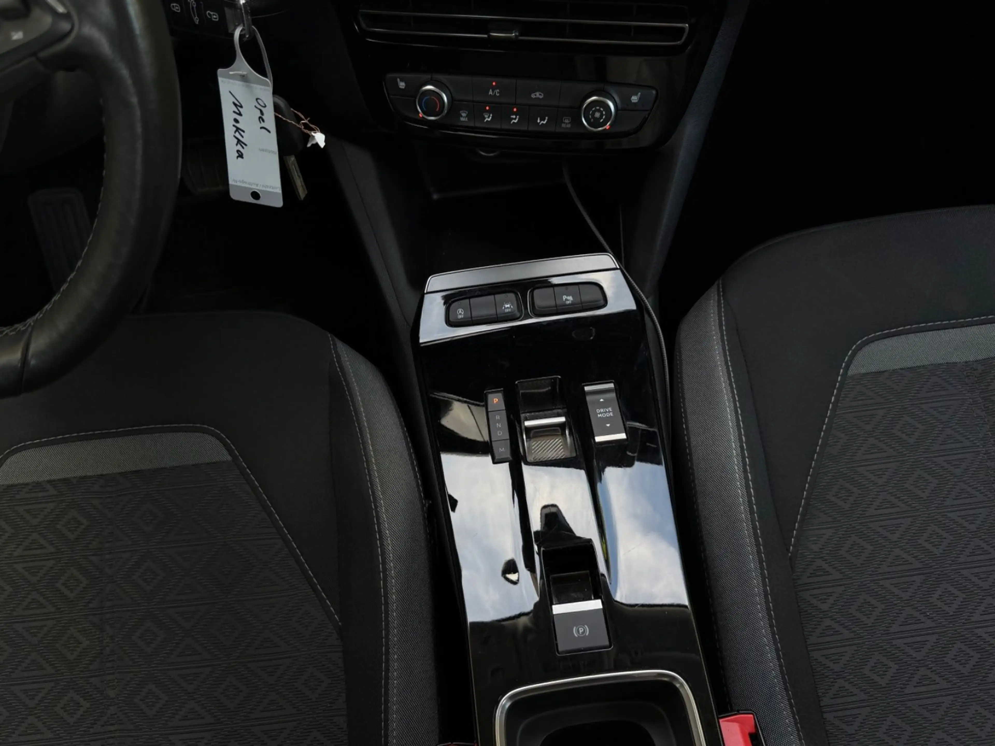 Opel Mokka Edition*AUTOMATIK*KAMERA*CARPLAY*LED* — photo 11