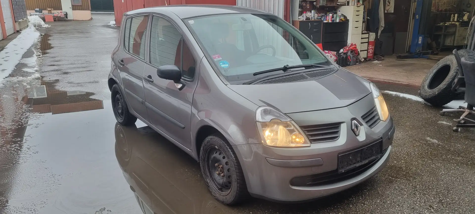 Renault Modus Modus Dynamique 1,2 16V Dynamique Grau - 1