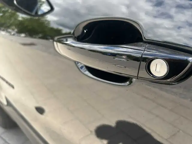 Jeep Avenger view 14