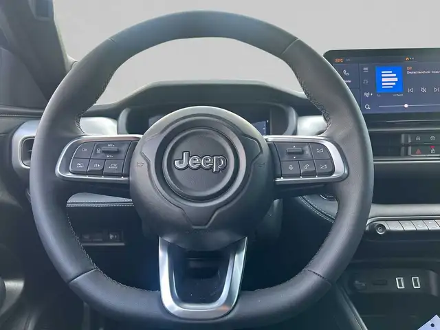 Jeep Avenger view 11