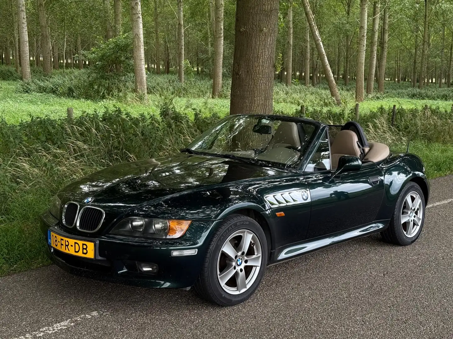 BMW Z3 1.8 Roadster met extra hardtop dak Groen - 1