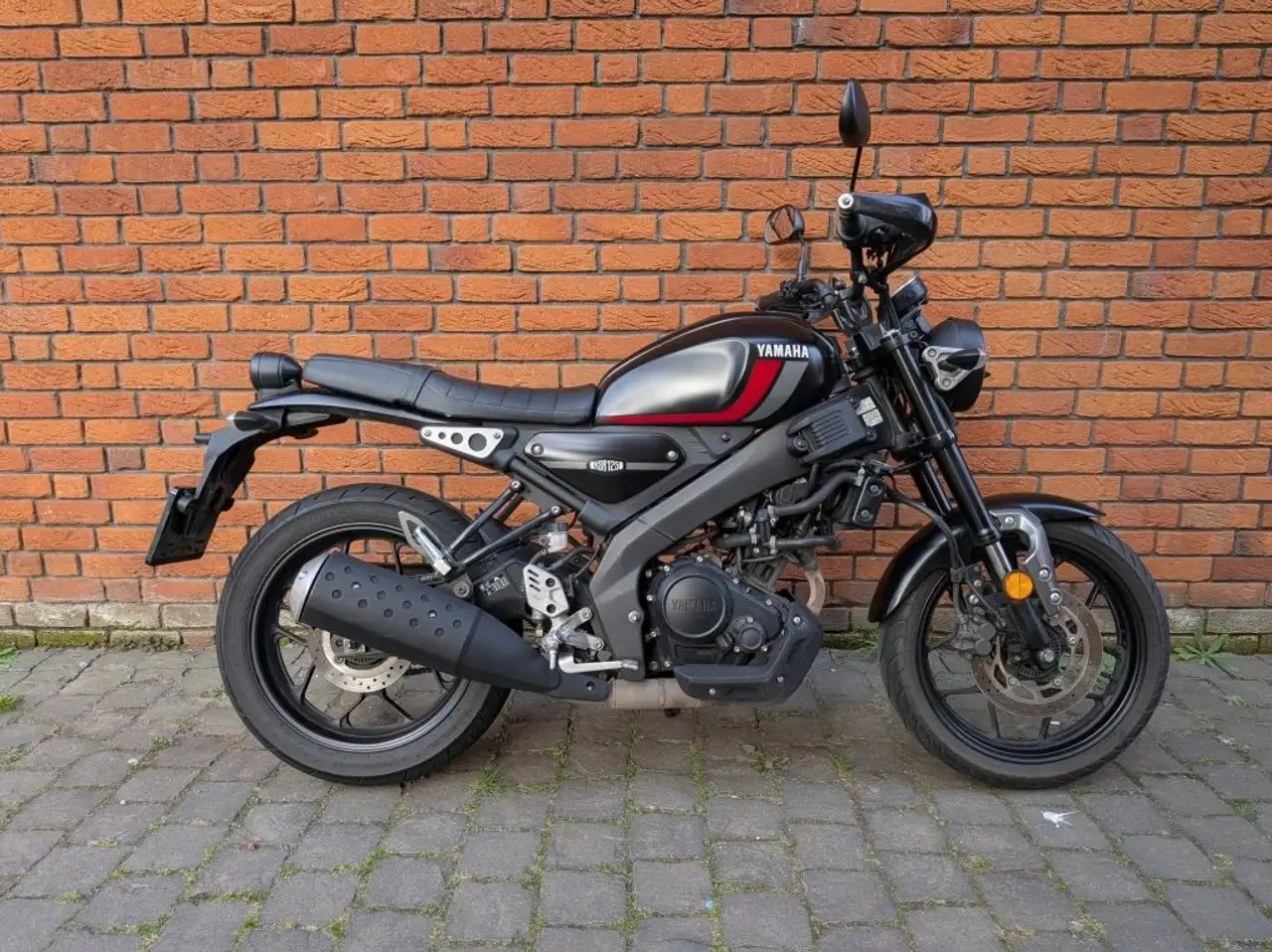 Yamaha XSR 125