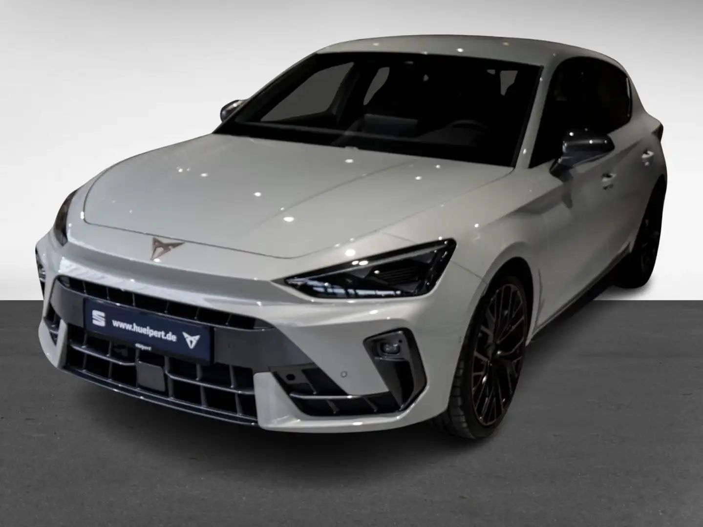 CUPRA Leon 2.0 VZ DSG SENNH NAV CAM LENKRAD-&SITZHZG Šedá - 2