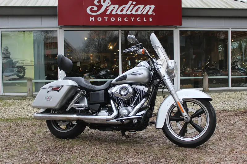 Harley-Davidson Dyna Switchback - foto 8