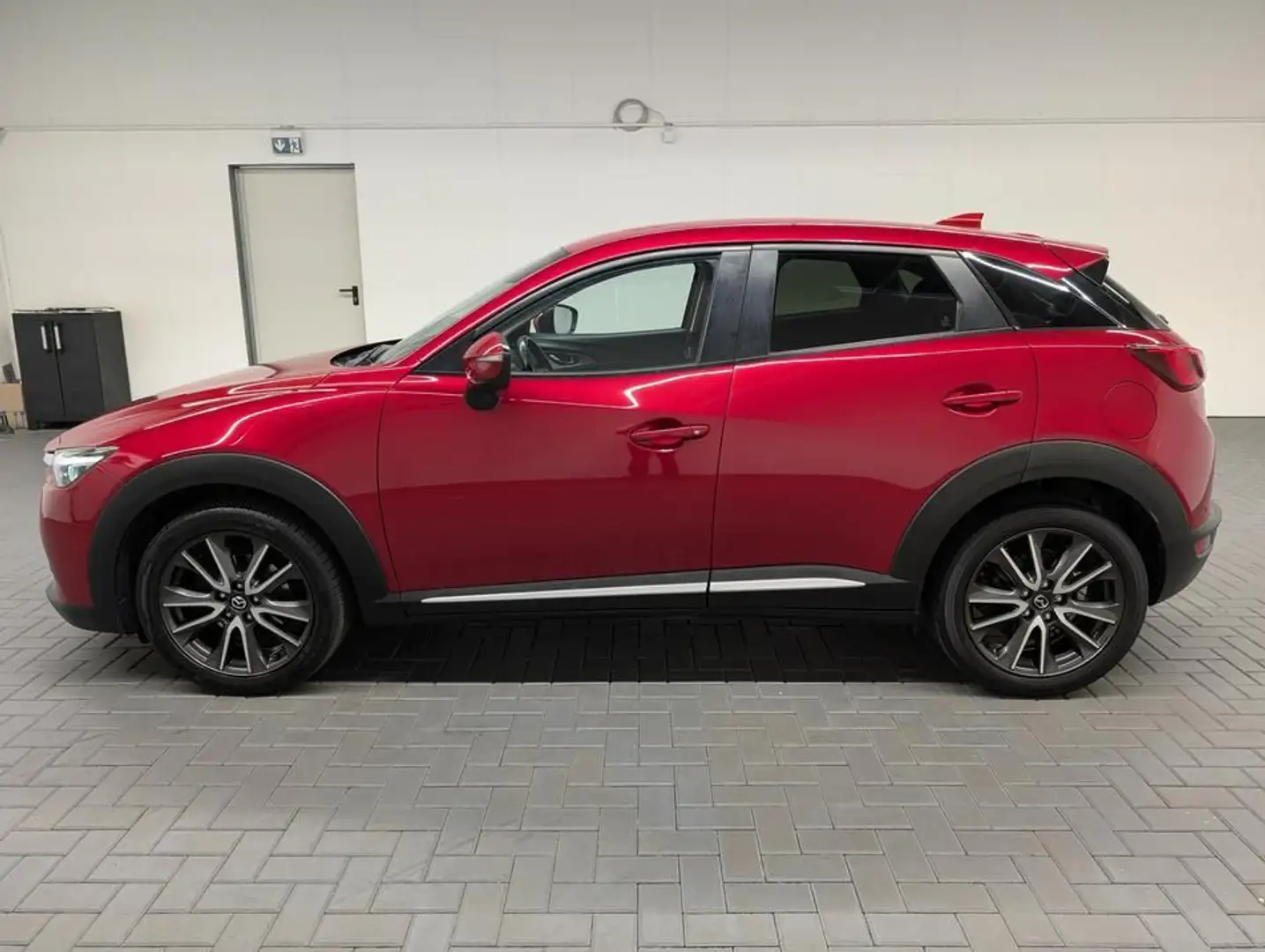 Mazda CX-3 Sports-Line LED/SHZ/Keyless/Kam/HUD/18"LM Rot - 2